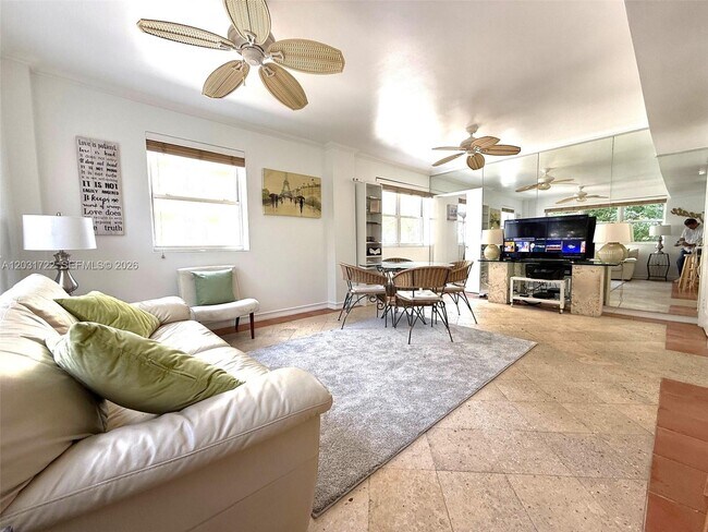 Photo - 1390 Ocean Dr Unidad 201