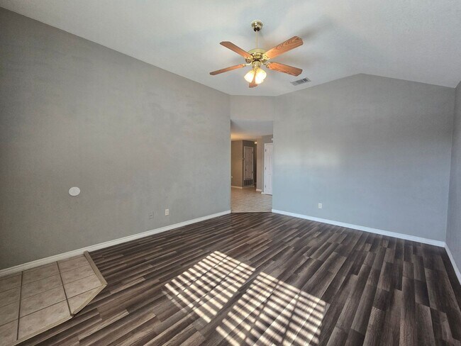 Photo - 4207 Thunder Creek Dr Unidad 4207 Thunder Creek Drive -  B