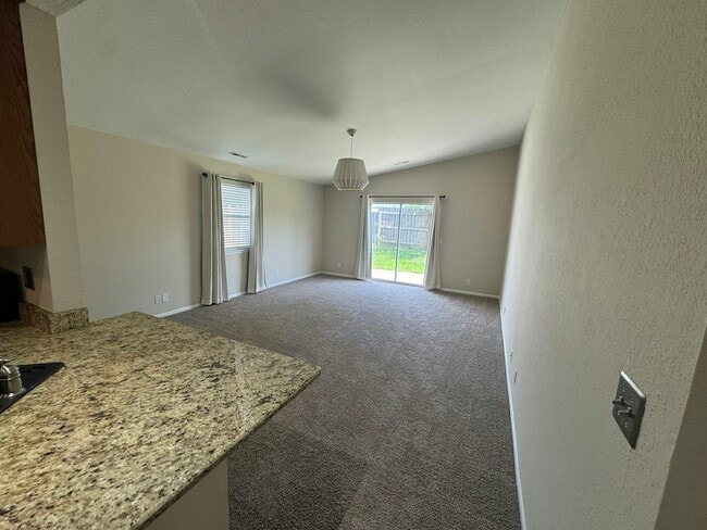 Photo - 239 Fox Ridge Rd