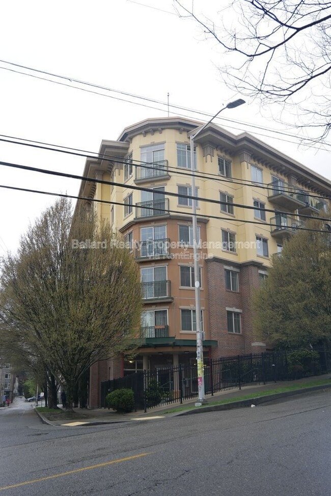 Photo - 700 E Denny Way Unidad 602