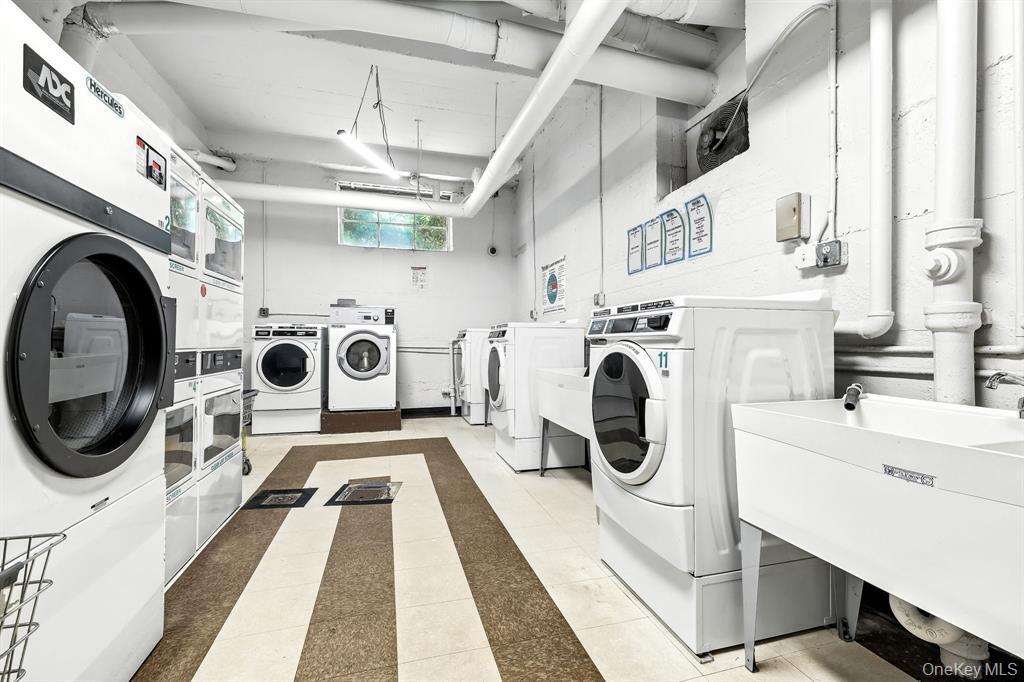 Photo - 1133 Midland Ave Unidad 1N