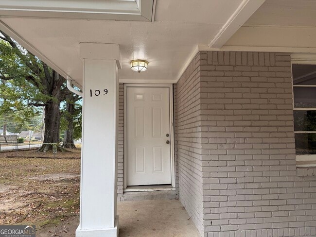 Photo - 109 Scarlett Dr