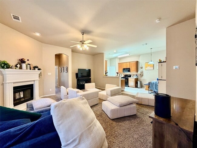 Photo - 1506 Poinsettia Blvd