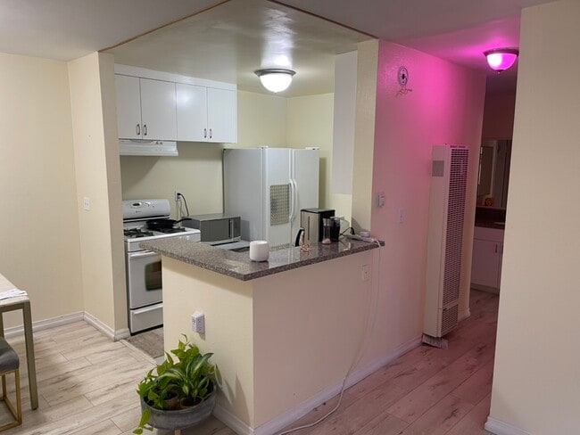 Building Photo - 17900 Sherman Way Unit 234