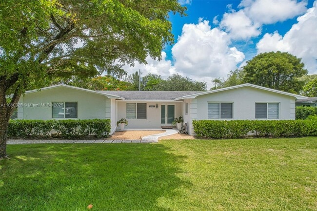 Building Photo - 17460 SW 85th Ave Rental
