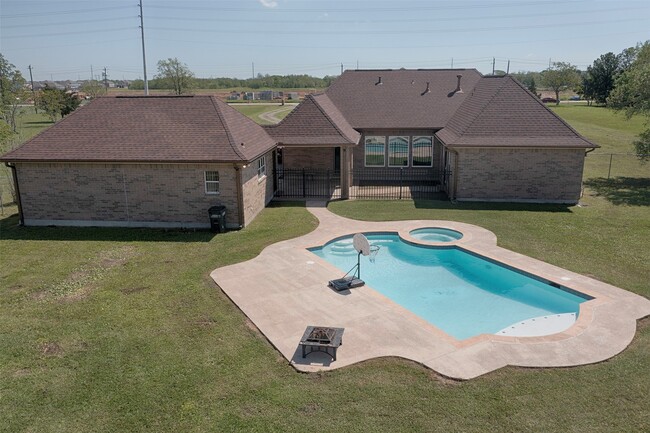 Building Photo - 5722 Delany Rd