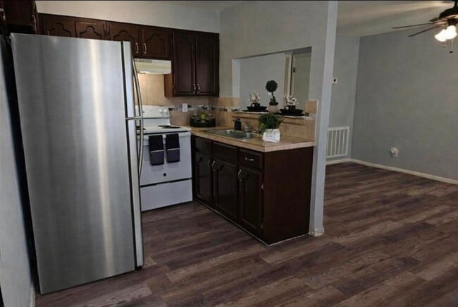 Photo - 3019 Corpus Christi St Unit D