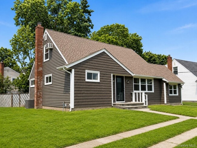 Photo - 7 Mindy Ln