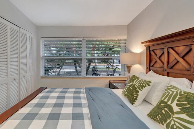 Photo - 720 Lantana Ln