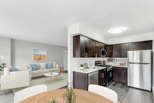 Photo - Park Crest Village