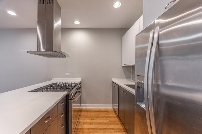 Photo - 1337 W. Walton