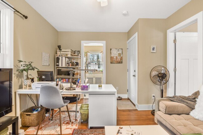 Photo - 1319 Rutledge St Unit #4