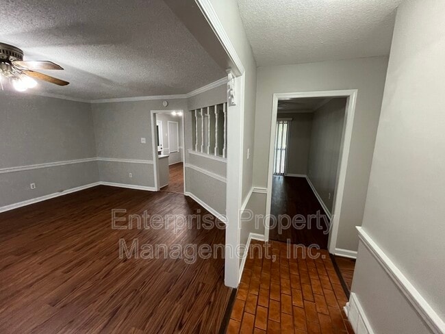 Photo - 3748 Rippling Creek Ln