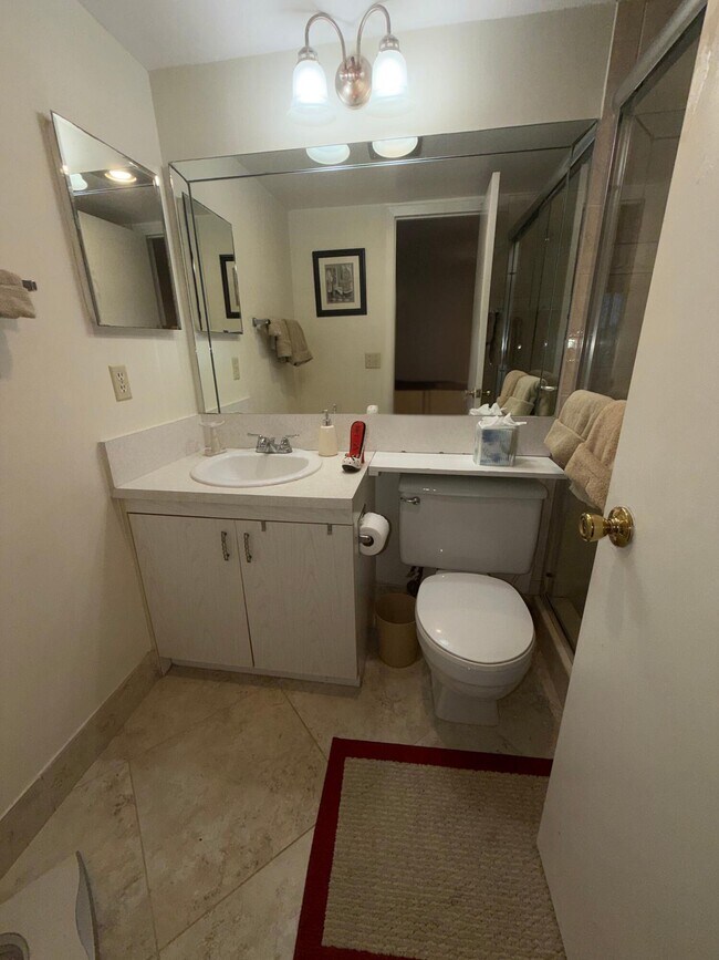 Photo - 3058 Ainslie Dr Unit 3058 - D