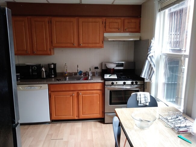 Photo - 852 Huntington Ave Unit 2