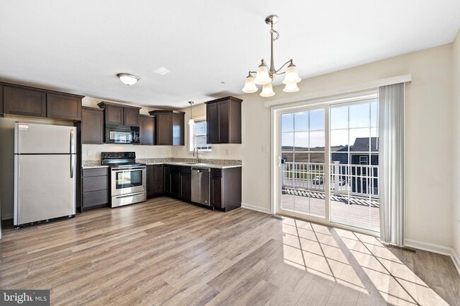 Photo - 834 Rising Sun Ln