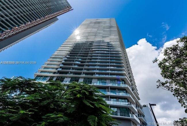 Building Photo - 501 NE 31st St Unit 404