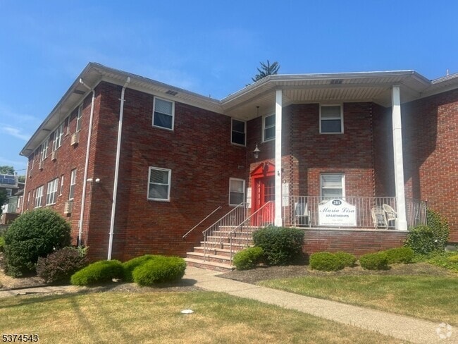 Building Photo - 281 Bloomfield Ave Rental