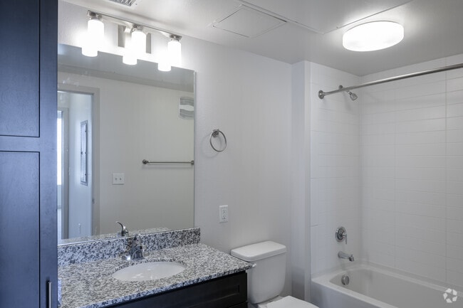 2BR, 2BA - 1,313SF