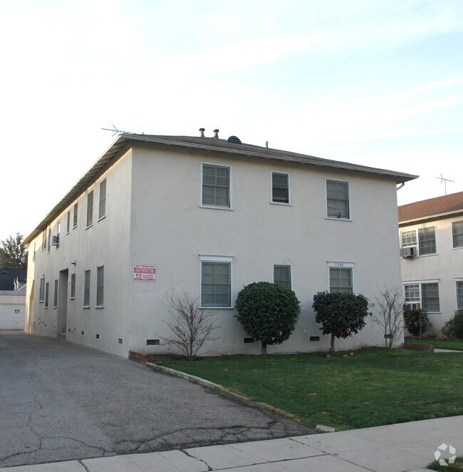 MORRISON APARTMENTS 173