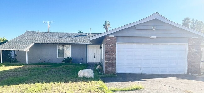 Building Photo - AVAILABLE NOW! RANCHO CUCAMONGA UPDATED Family Home 4+2