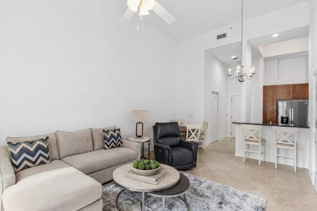 Photo - 701 S Olive Ave Unit 305