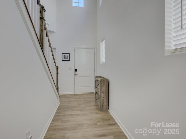 Photo - 13124 Rover St