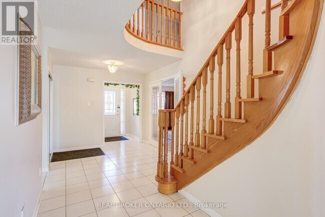 Photo - 27 Alicewood Dr