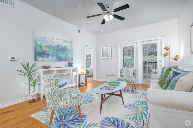 2BR, 1BA - 896SF - Living Room