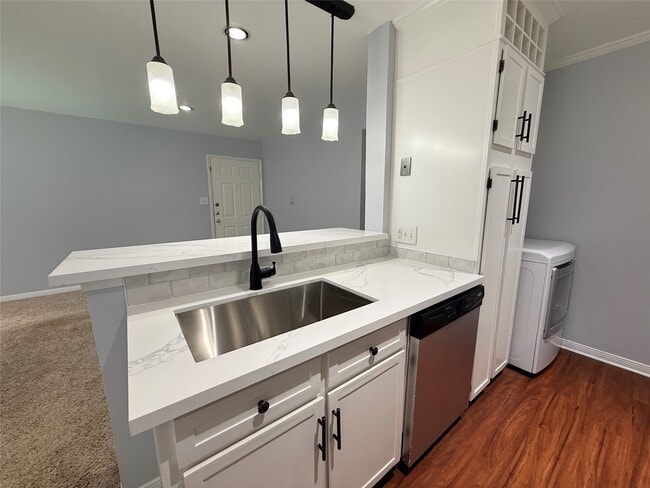 Photo - 2626 Holly Hall St Unit 1208
