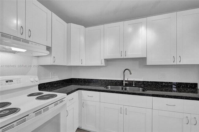Photo - 2716 NE 30th Pl