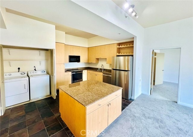 Building Photo - 388 E Ocean Blvd Unit 905 Rental
