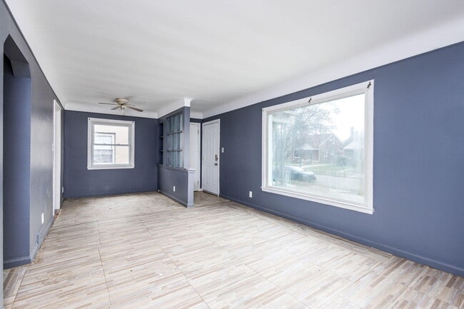 Photo - 20267 Ashton Ave