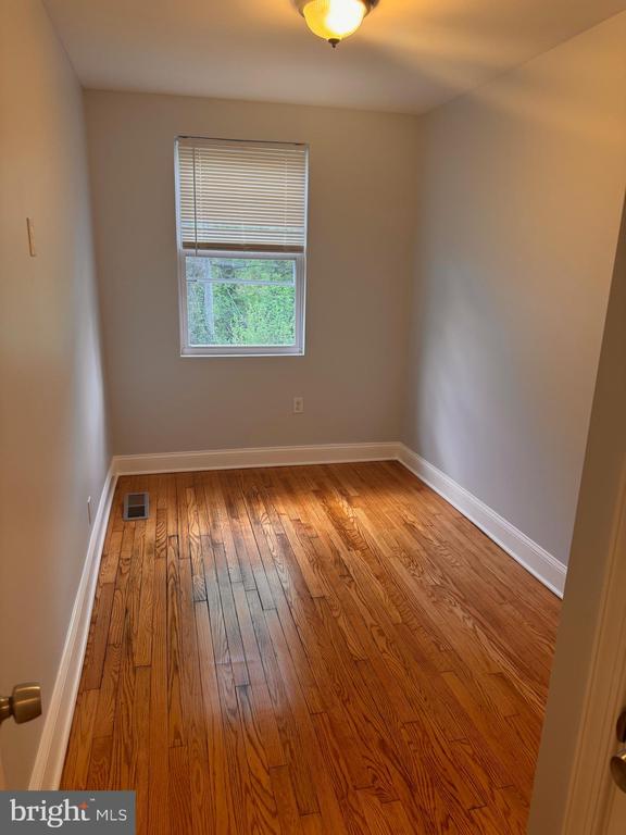 Photo - 5200 Ready Ave