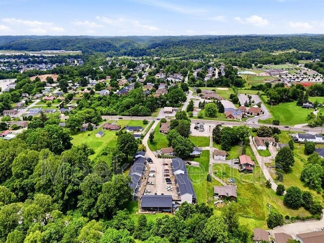 Photo - 101 Boncarbo Ln Unit 101