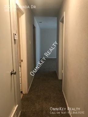 2027 Rhonda Dr
