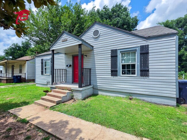 Photo - 1153 Windemere Ave