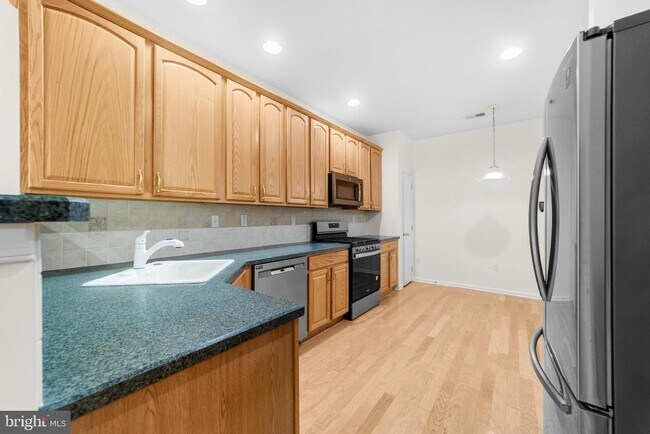 Photo - 133 Newman Ct