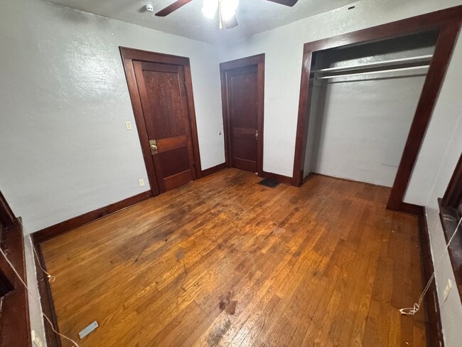 Photo - 412 Taylor Ave