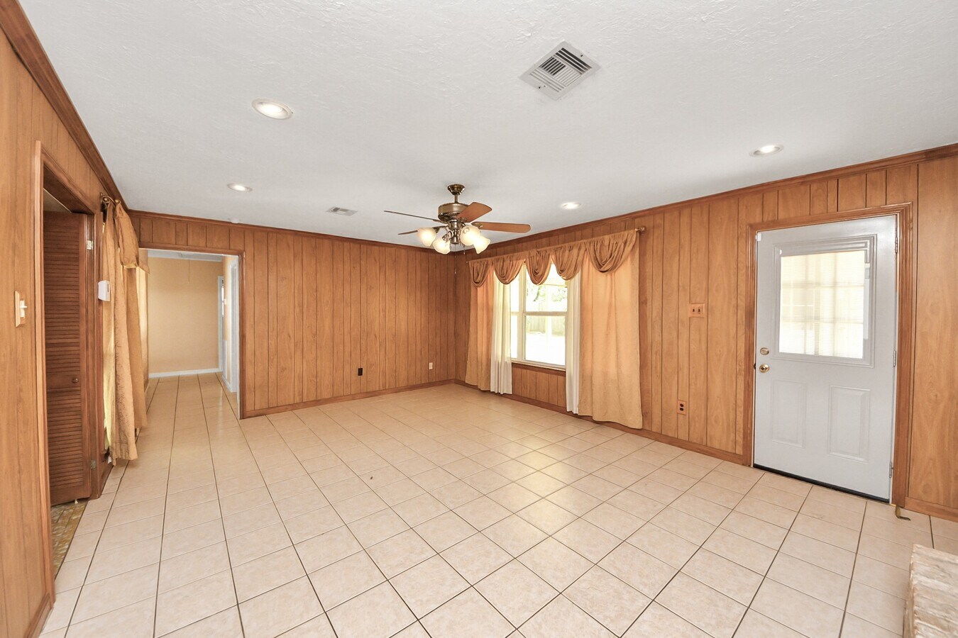 Photo - 14115 Wickersham Ln