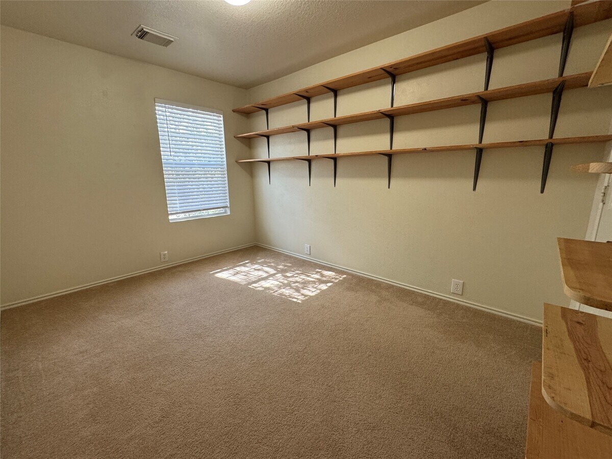 Photo - 9714 Coyote Creek Dr