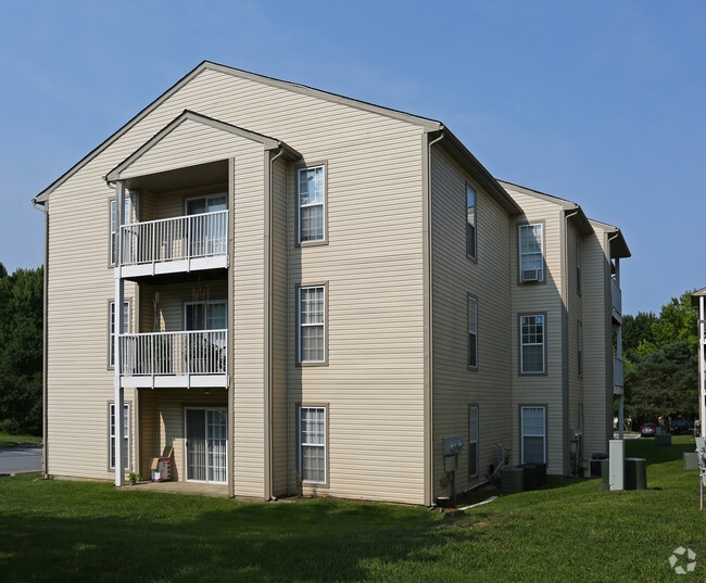 Village of Canterbury Apartment Homes For Rent in Newark, DE