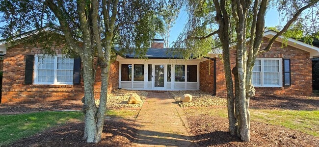 Building Photo - Red Oak Farm - Columbia County
