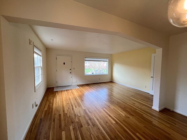 Photo - S0349 Unit 36