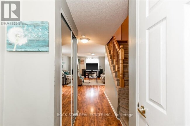 Photo - 155 Nathan Crescent