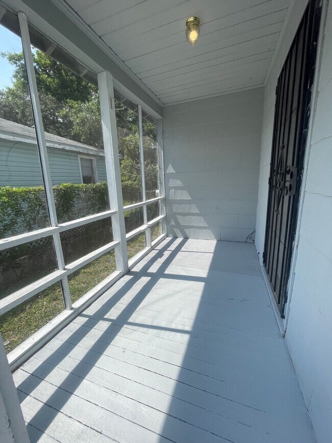 Photo - 3/1 Single family home : Available now!