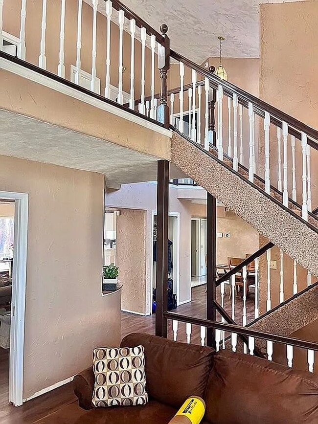 Photo - West side home in Mountain Shadows D11 Schools