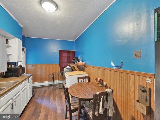 Photo - 211 Lincoln Ave