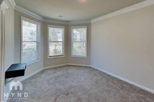 Photo - 1030 Brading Pl