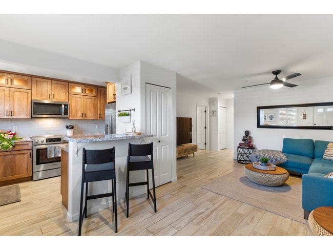 Building Photo - Fully Remodeled & Furnished – Villas at Ka... Unit 513,